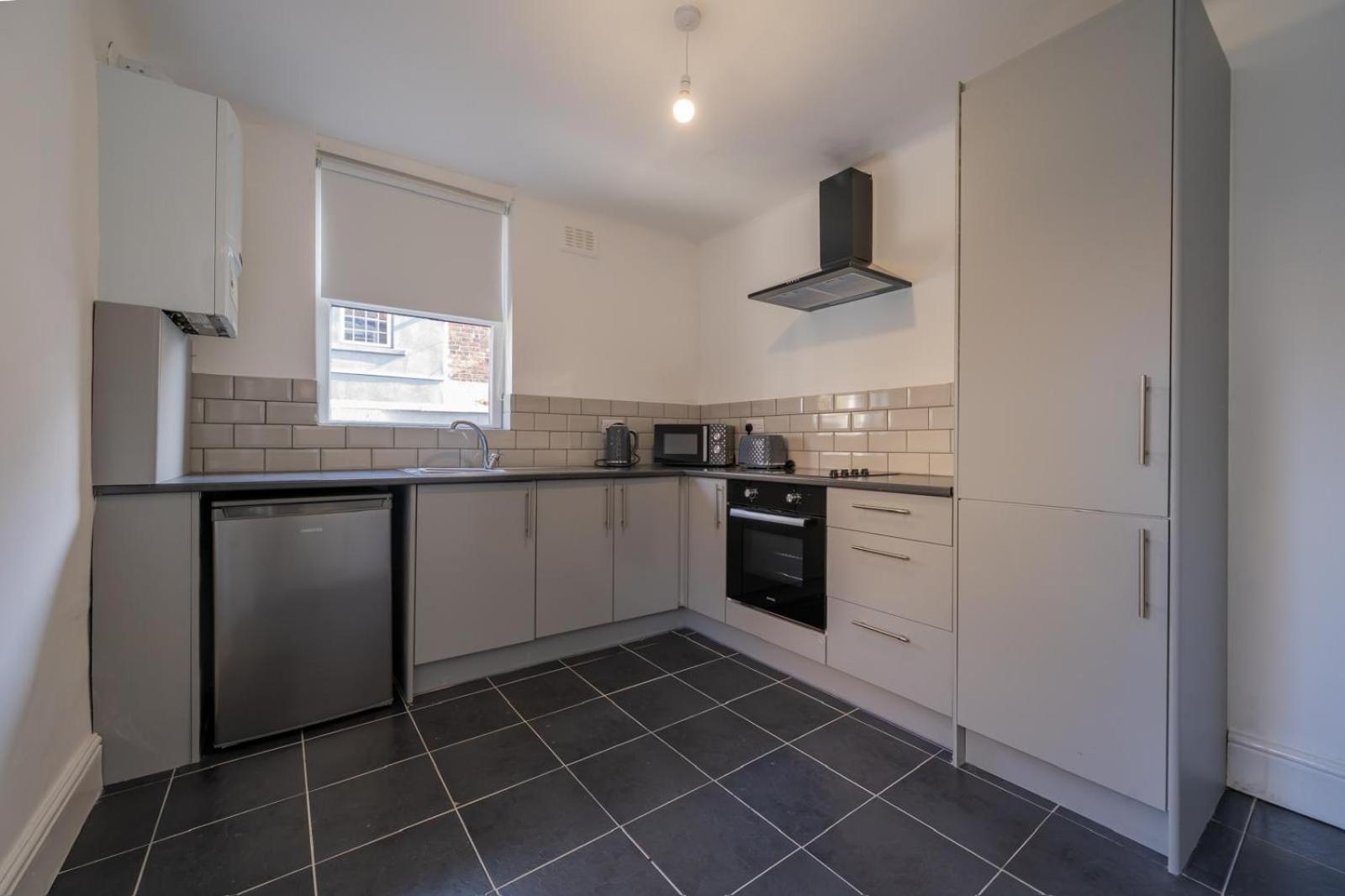Stylish 3-bed Near Lfc & Efc Stadiums *