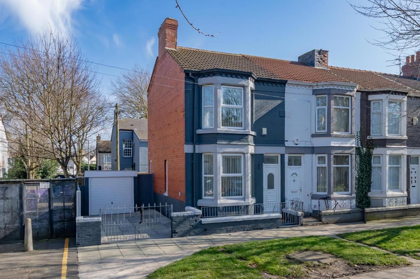 Stylish 3-bed Near Lfc & Efc Stadiums * Liverpool